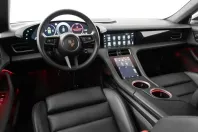 Porsche Taycan din 2024 cu 15.919 km - oferta POR174011 - foto 10