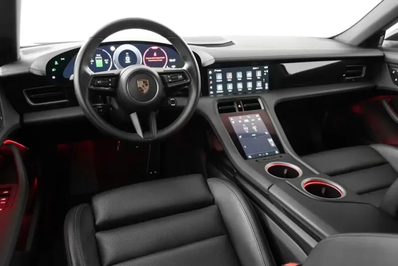 Porsche Taycan din 2024 cu 15.919 km - oferta POR174011 - foto 10