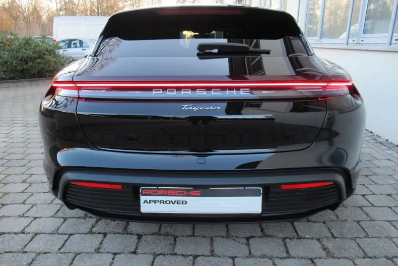 Porsche Taycan din 2024 cu 4.000 km - oferta POR174014 - foto 3