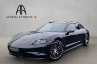 Porsche Taycan din 2024 cu 46.560 km - oferta POR174015 - foto 4