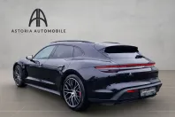 Porsche Taycan din 2024 cu 46.560 km - oferta POR174015 - foto 9