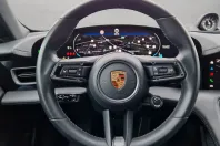 Porsche Taycan din 2024 cu 46.560 km - oferta POR174015 - foto 20