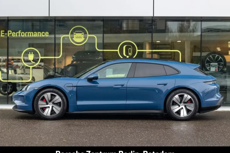 Porsche Taycan din 2024 cu 19.999 km - oferta POR174016 - foto 3