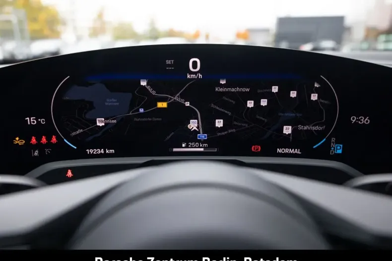 Porsche Taycan din 2024 cu 19.999 km - oferta POR174016 - foto 15