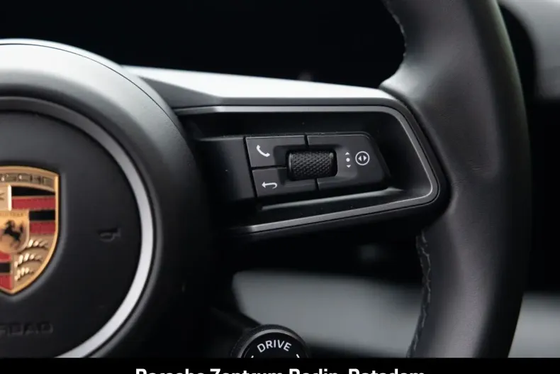 Porsche Taycan din 2024 cu 19.999 km - oferta POR174016 - foto 27