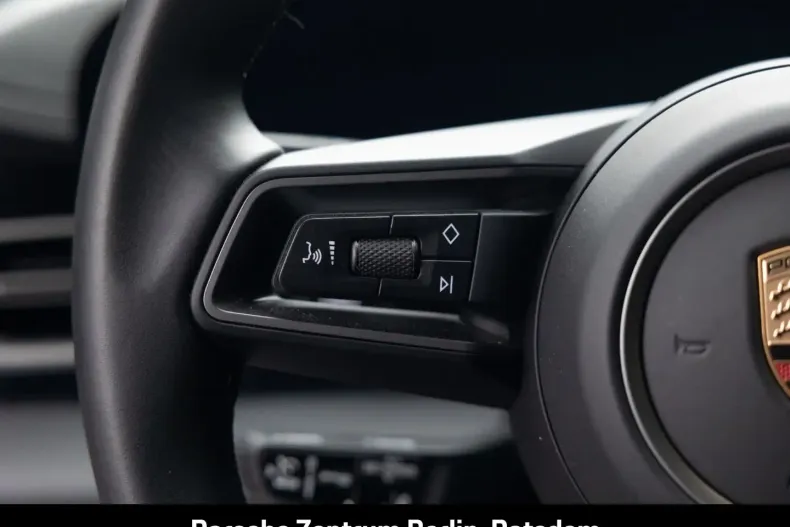 Porsche Taycan din 2024 cu 19.999 km - oferta POR174016 - foto 29