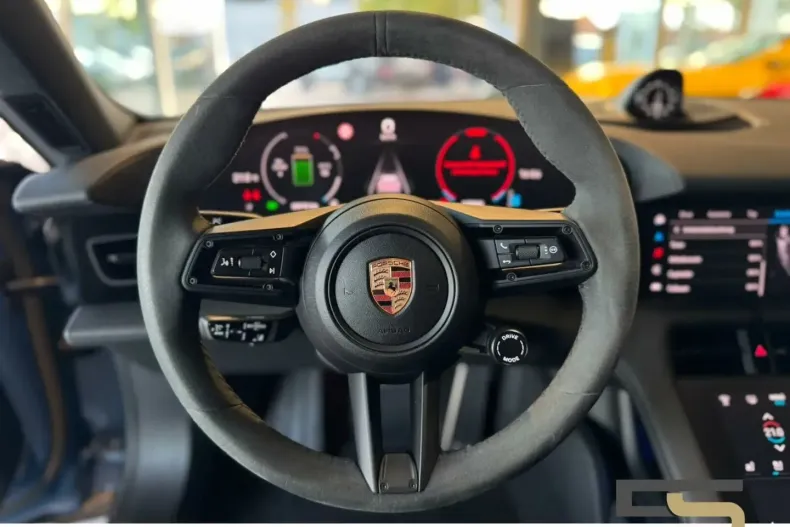 Porsche Taycan din 2024 cu 23.508 km - oferta POR174017 - foto 15