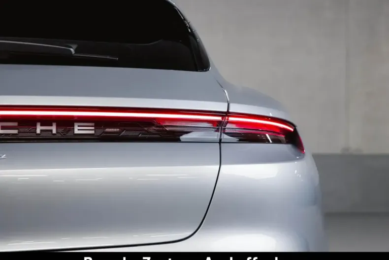 Porsche Taycan din 2024 cu 16.900 km - oferta POR174019 - foto 8