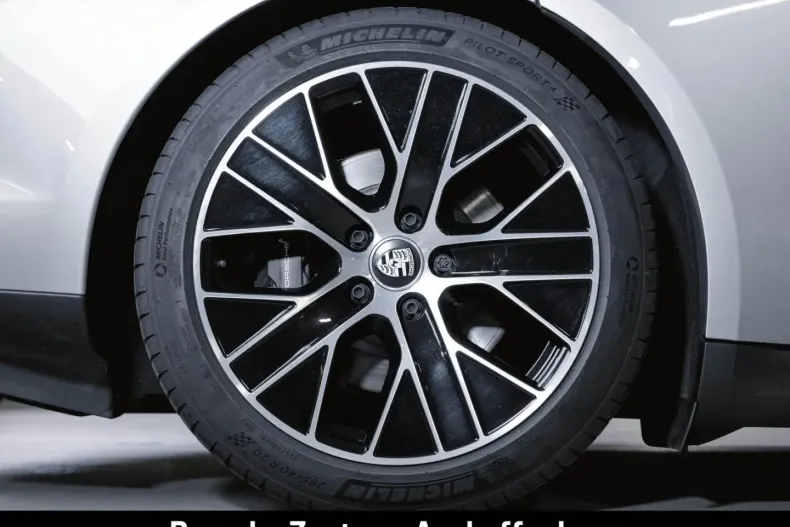 Porsche Taycan din 2024 cu 16.900 km - oferta POR174019 - foto 26