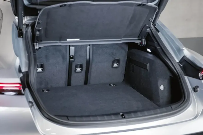 Porsche Taycan din 2024 cu 16.900 km - oferta POR174019 - foto 30