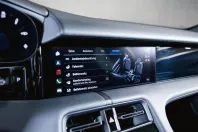 Porsche Taycan din 2024 cu 16.900 km - oferta POR174019 - foto 36