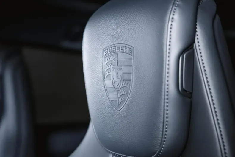 Porsche Taycan din 2024 cu 16.900 km - oferta POR174019 - foto 39