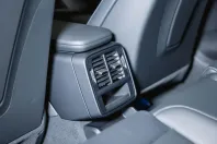 Porsche Taycan din 2024 cu 16.900 km - oferta POR174019 - foto 40