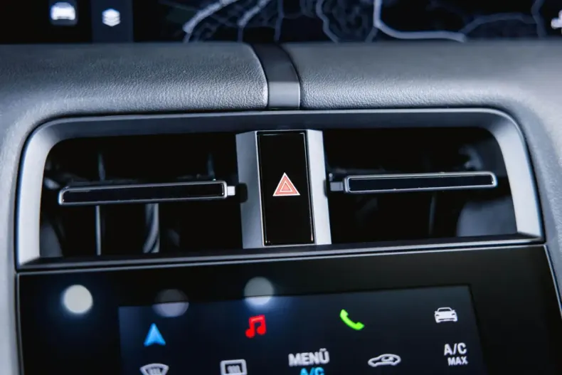 Porsche Taycan din 2024 cu 16.900 km - oferta POR174019 - foto 42