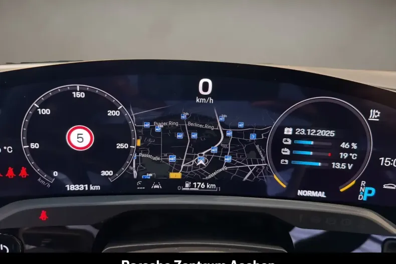 Porsche Taycan din 2024 cu 18.326 km - oferta POR174023 - foto 15