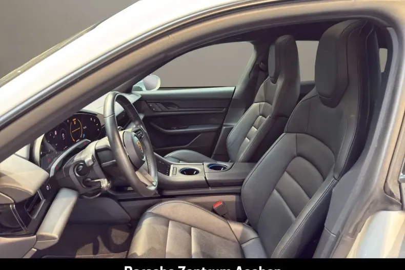 Porsche Taycan din 2024 cu 30.707 km - oferta POR174024 - foto 14