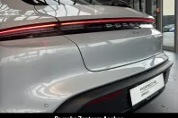 Porsche Taycan din 2024 cu 30.707 km - oferta POR174024 - foto 23