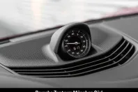 Porsche Taycan din 2024 cu 22.400 km - oferta POR174026 - foto 28