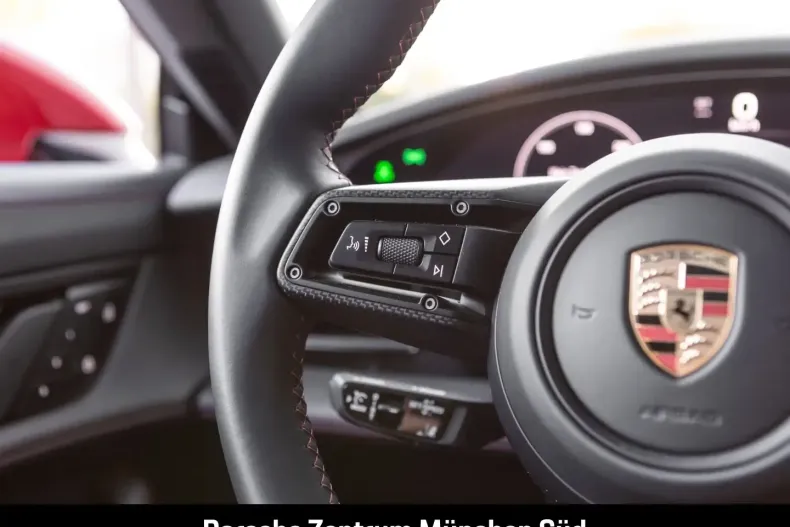 Porsche Taycan din 2024 cu 22.400 km - oferta POR174026 - foto 30