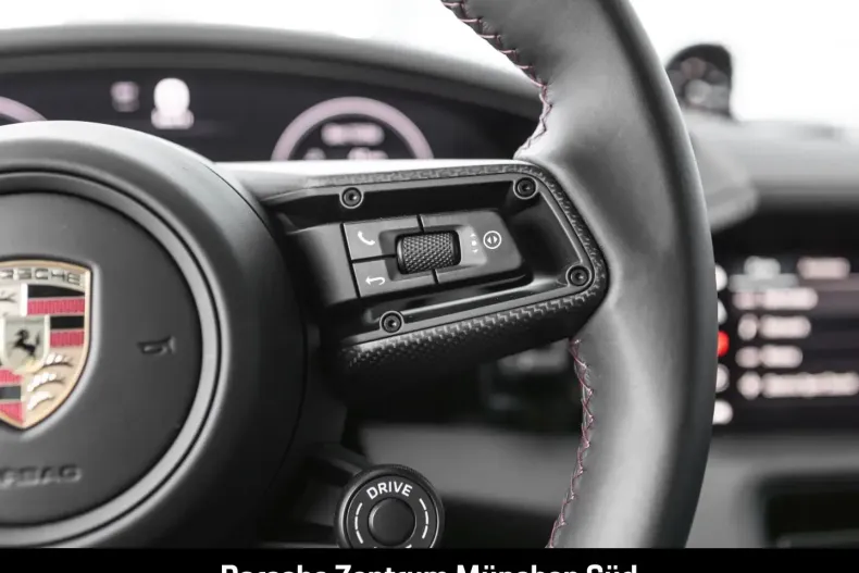 Porsche Taycan din 2024 cu 22.400 km - oferta POR174026 - foto 31