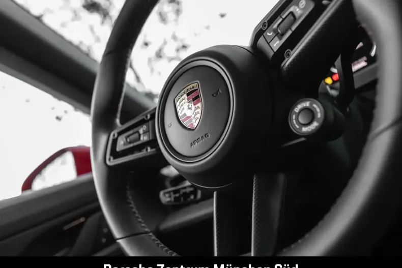 Porsche Taycan din 2024 cu 22.400 km - oferta POR174026 - foto 32