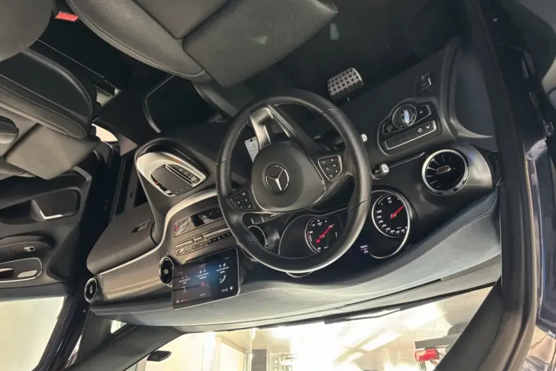 Mercedes-Benz EQV din 2024 cu 16.900 km - oferta MER174029 - foto 7