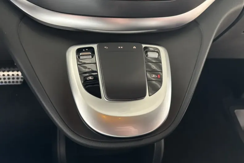 Mercedes-Benz EQV din 2024 cu 16.900 km - oferta MER174029 - foto 12