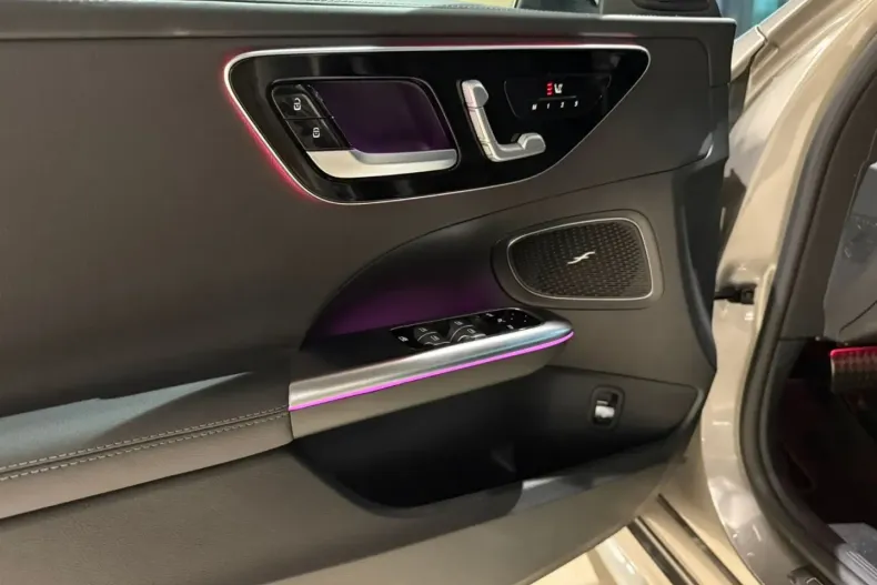 Mercedes-Benz C 300 din 2022 cu 61.900 km - oferta MER174032 - foto 15