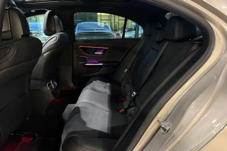 Mercedes-Benz C 300 din 2022 cu 61.900 km - oferta MER174032 - foto 19