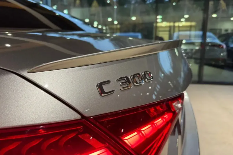 Mercedes-Benz C 300 din 2022 cu 61.900 km - oferta MER174032 - foto 27