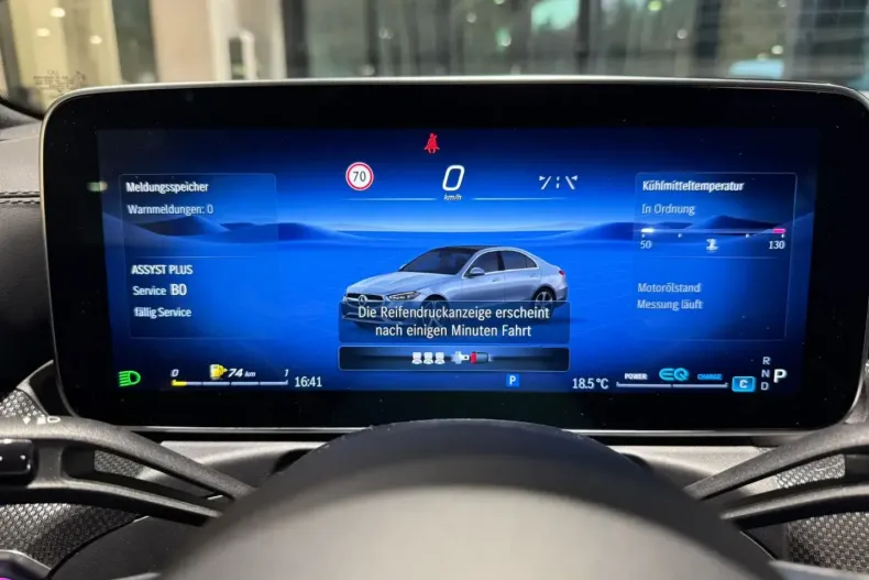 Mercedes-Benz C 300 din 2022 cu 61.900 km - oferta MER174032 - foto 38