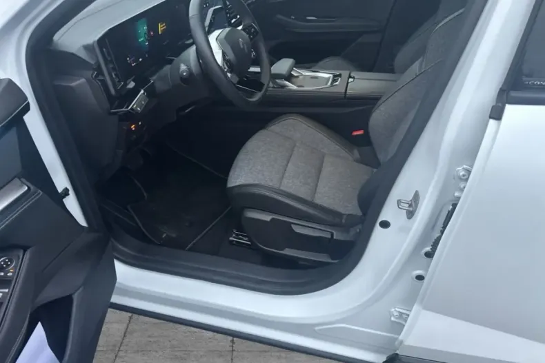 Renault Rafale din 2024 cu 7.562 km - oferta REN174039 - foto 9