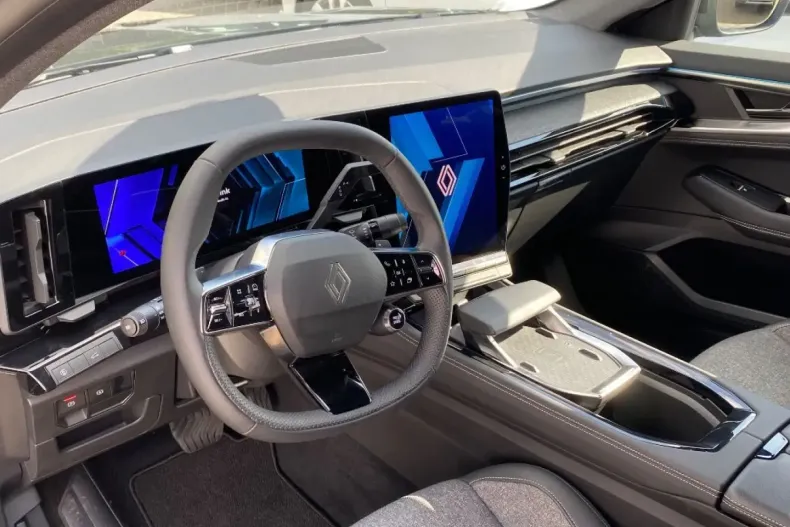 Renault Rafale din 2024 cu 10.500 km - oferta REN174041 - foto 7