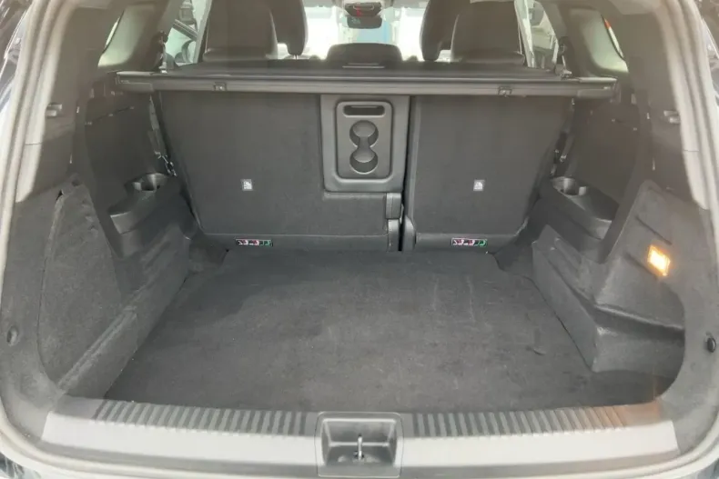 Renault Espace din 2024 cu 56.876 km - oferta REN174046 - foto 19