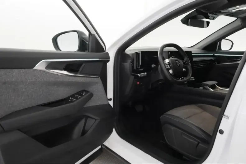 Renault Espace din 2024 cu 27.450 km - oferta REN174047 - foto 11