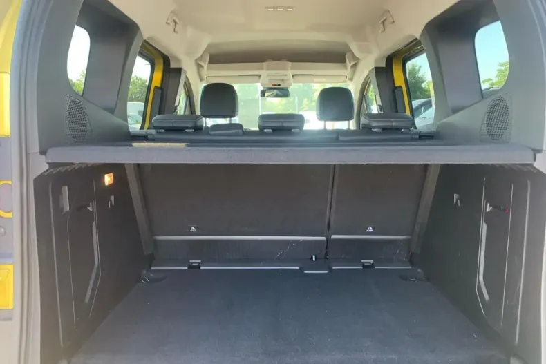 Mercedes-Benz Clasa T din 2024 cu 32.539 km - oferta MER174049 - foto 12