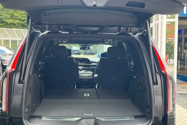 Cadillac Escalade din 2024 cu 11.500 km - oferta CAD174051 - foto 10