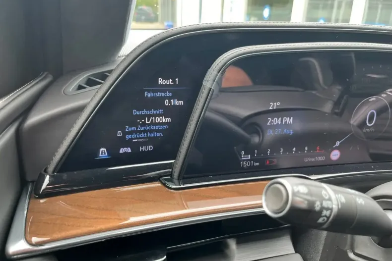 Cadillac Escalade din 2024 cu 11.500 km - oferta CAD174051 - foto 24