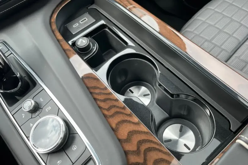 Cadillac Escalade din 2024 cu 11.500 km - oferta CAD174051 - foto 27