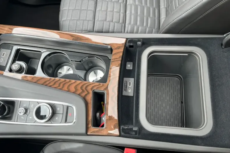 Cadillac Escalade din 2024 cu 11.500 km - oferta CAD174051 - foto 28