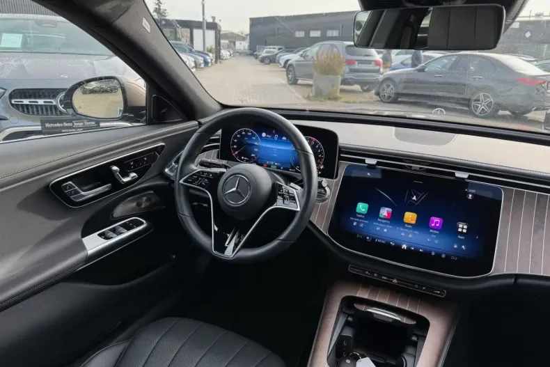 Mercedes-Benz E 300 din 2024 cu 11.978 km - oferta MER174052 - foto 10