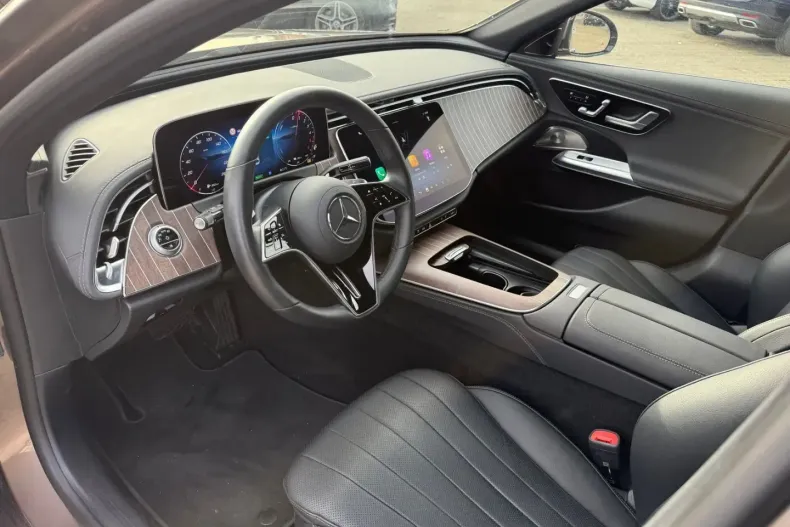 Mercedes-Benz E 300 din 2024 cu 11.978 km - oferta MER174052 - foto 15