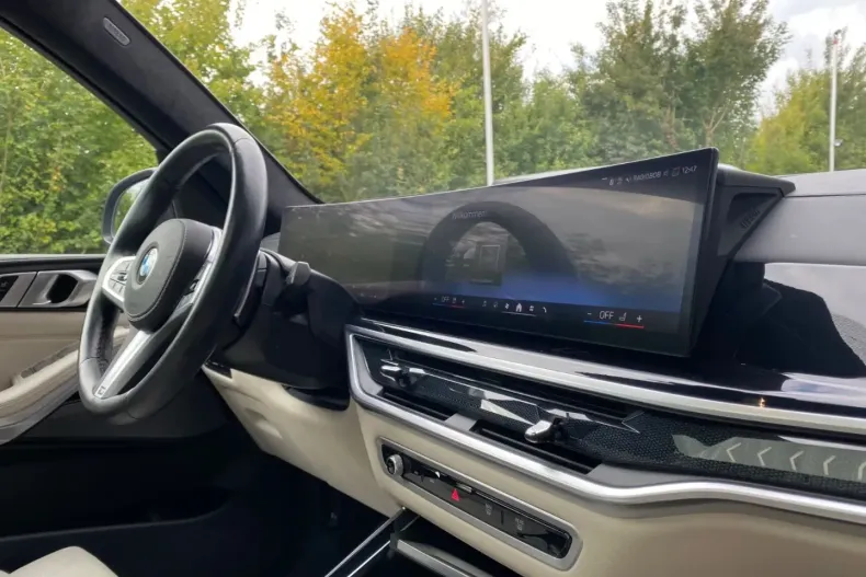 BMW X7 din 2023 cu 89.985 km - oferta BMW174053 - foto 10