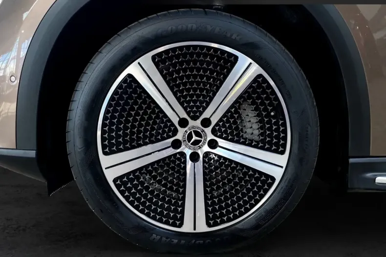 Mercedes-Benz EQE SUV din 2023 cu 4.420 km - oferta MER174058 - foto 16