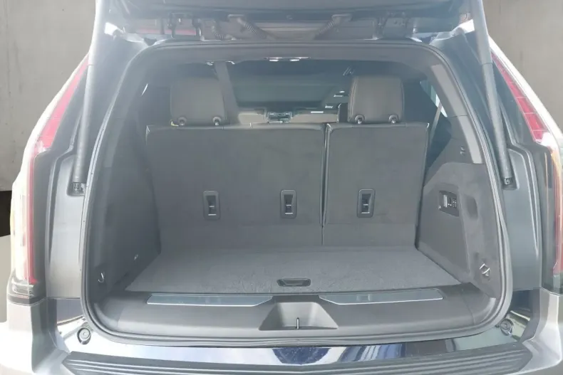 Cadillac Escalade din 2024 cu 15.000 km - oferta CAD174059 - foto 18