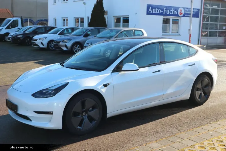Tesla Model 3 din 2022 cu 34.700 km - oferta TES174063 - foto 1
