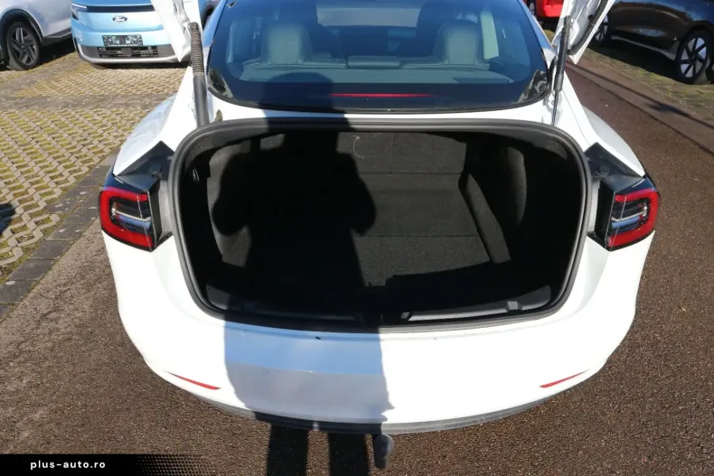 Tesla Model 3 din 2022 cu 34.700 km - oferta TES174063 - foto 6