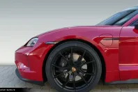 Porsche Taycan din 2024 cu 9.900 km - oferta POR174065 - foto 8