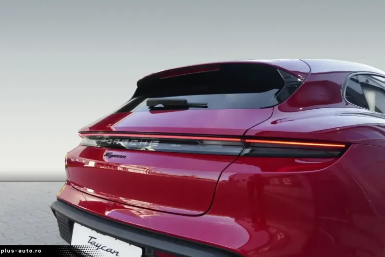 Porsche Taycan din 2024 cu 9.900 km - oferta POR174065 - foto 9