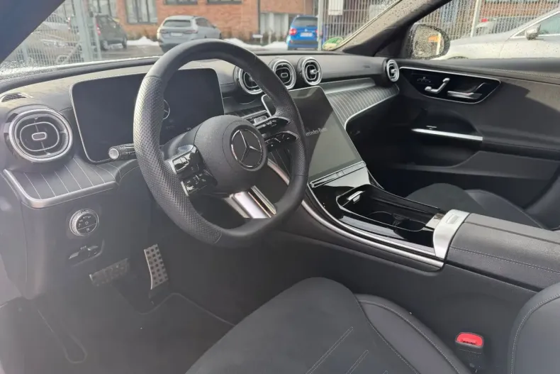 Mercedes-Benz C 300 din 2022 cu 28.350 km - oferta MER174066 - foto 13